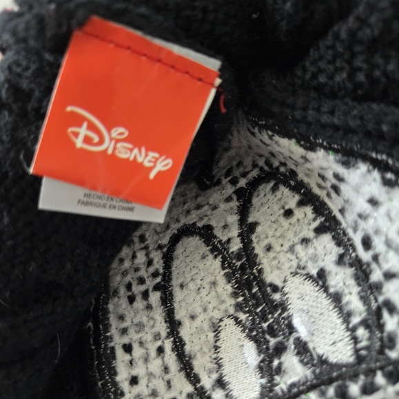 Mickey Mouse Disney Winter Christmas Holiday Jingle Bell Hat Beanie - Picture 3 of 4